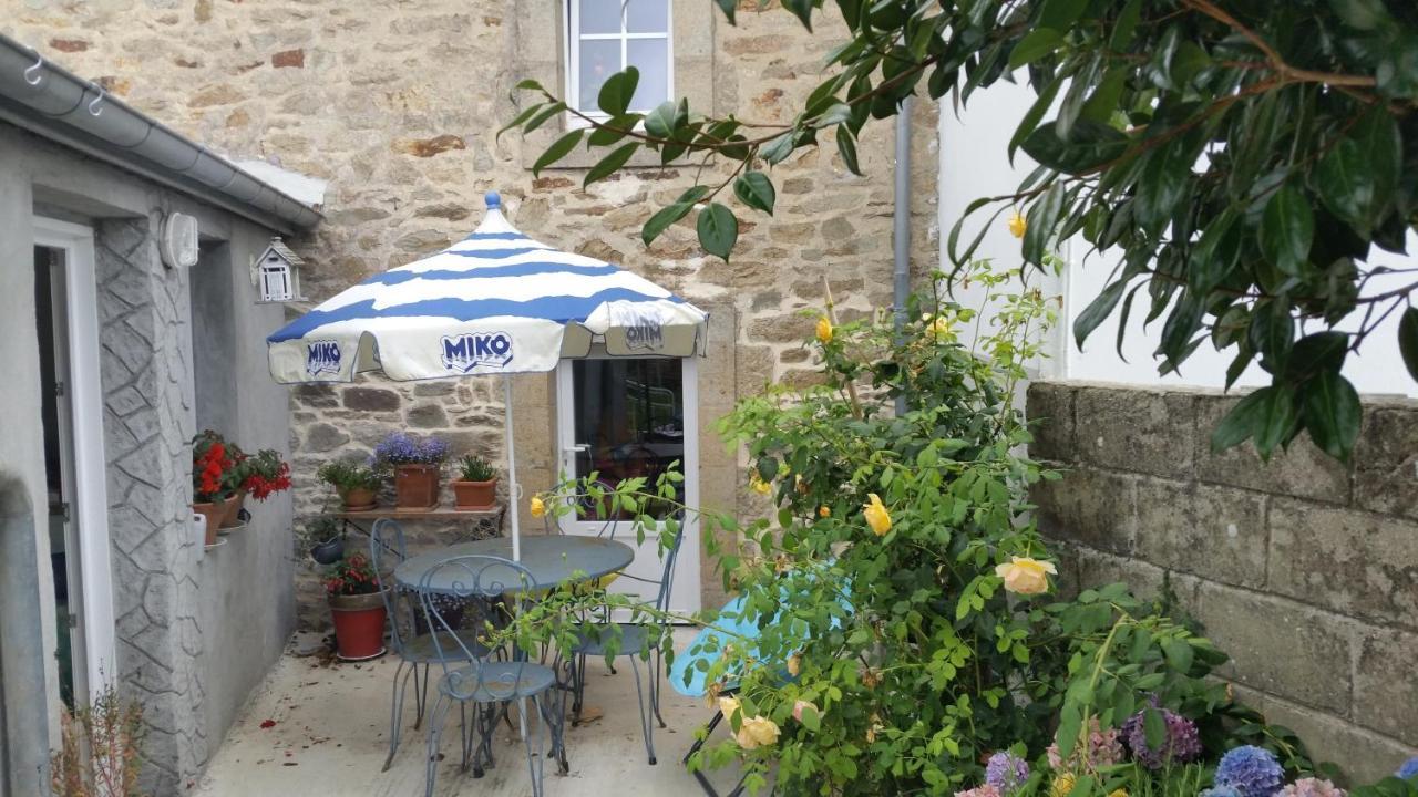 Menhir Douarnenez Villa Exteriör bild